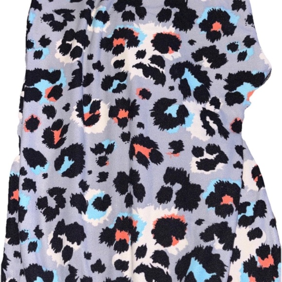 Patterned Scarves Set - Picture 2 of 4